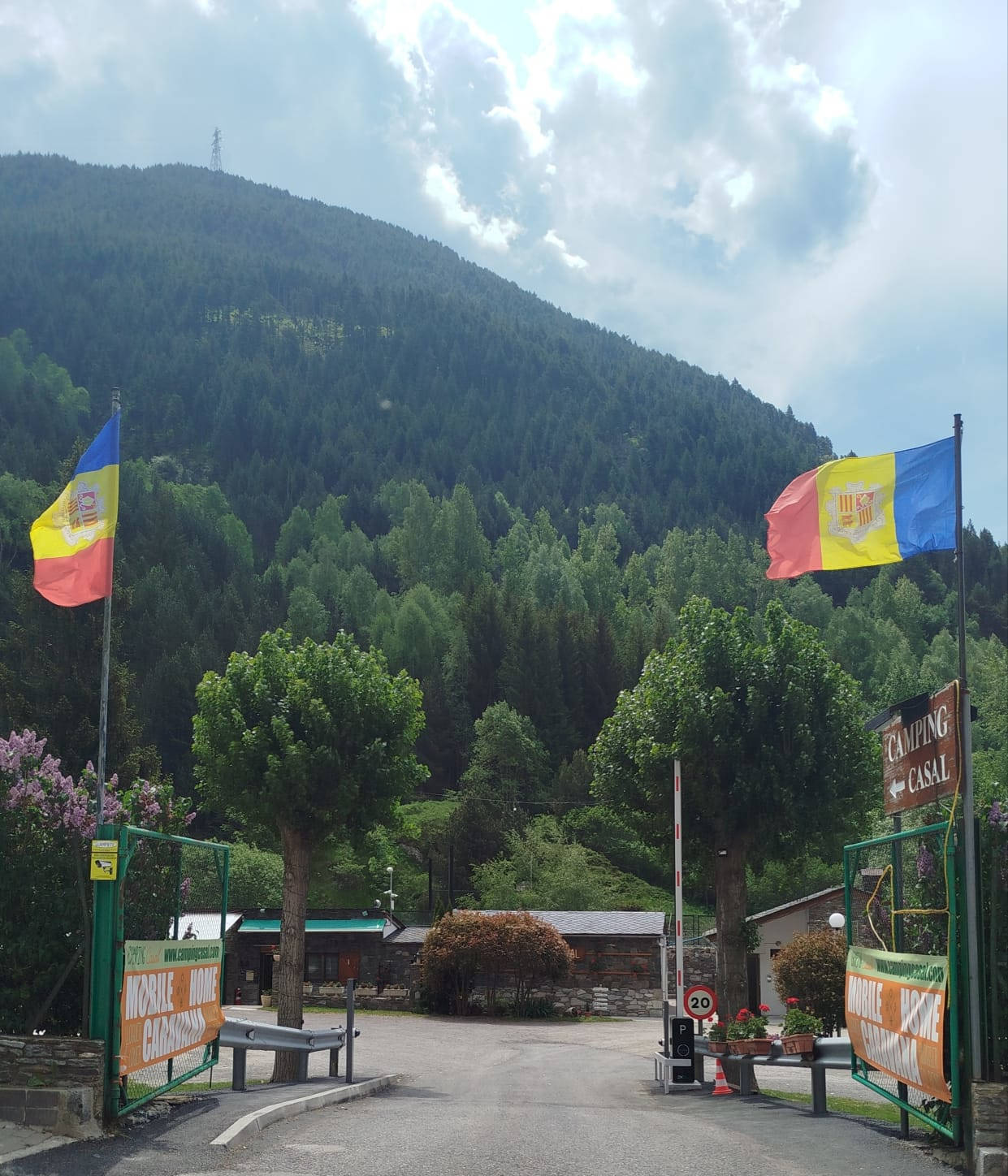 entrada camping Casal